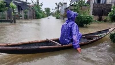 台风“蝴蝶”横扫越南中部！已知5死2失踪 大片农田泡水