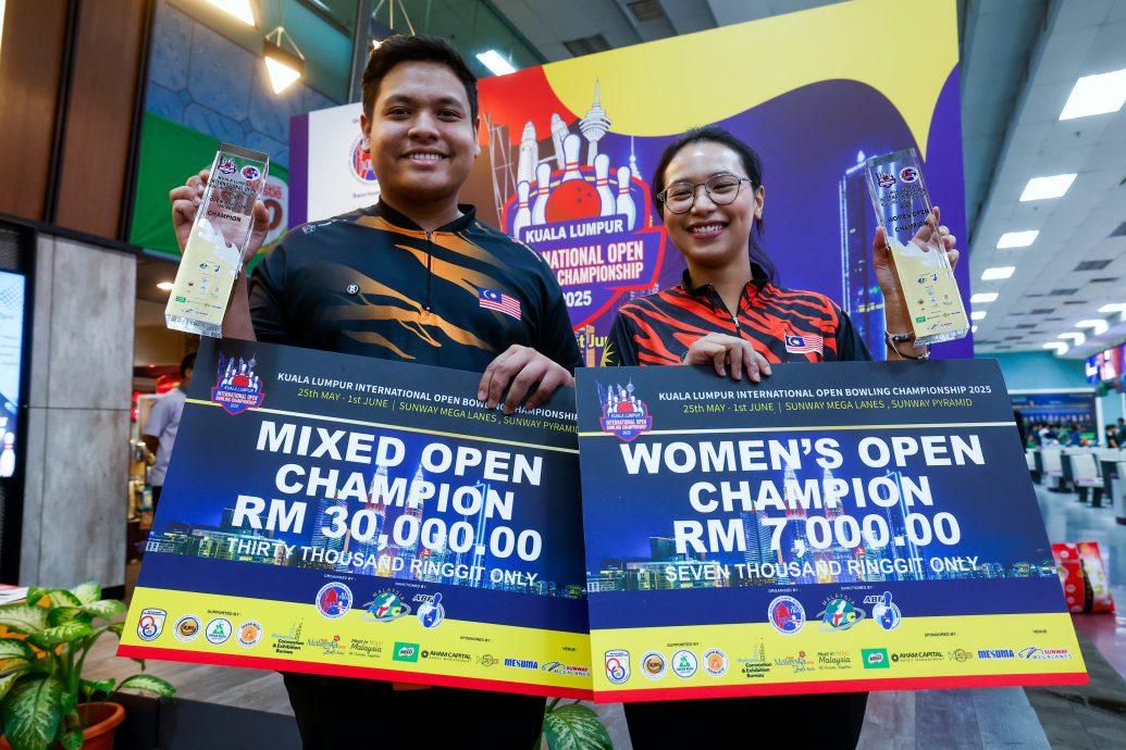 吉隆坡保龄球赛|力压众多名将称霸混合公开组 伊兹:战胜偶像夺冠感觉很棒