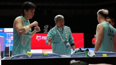 名宿促国羽男双把握机会 “尽可能吸取火龙本领”