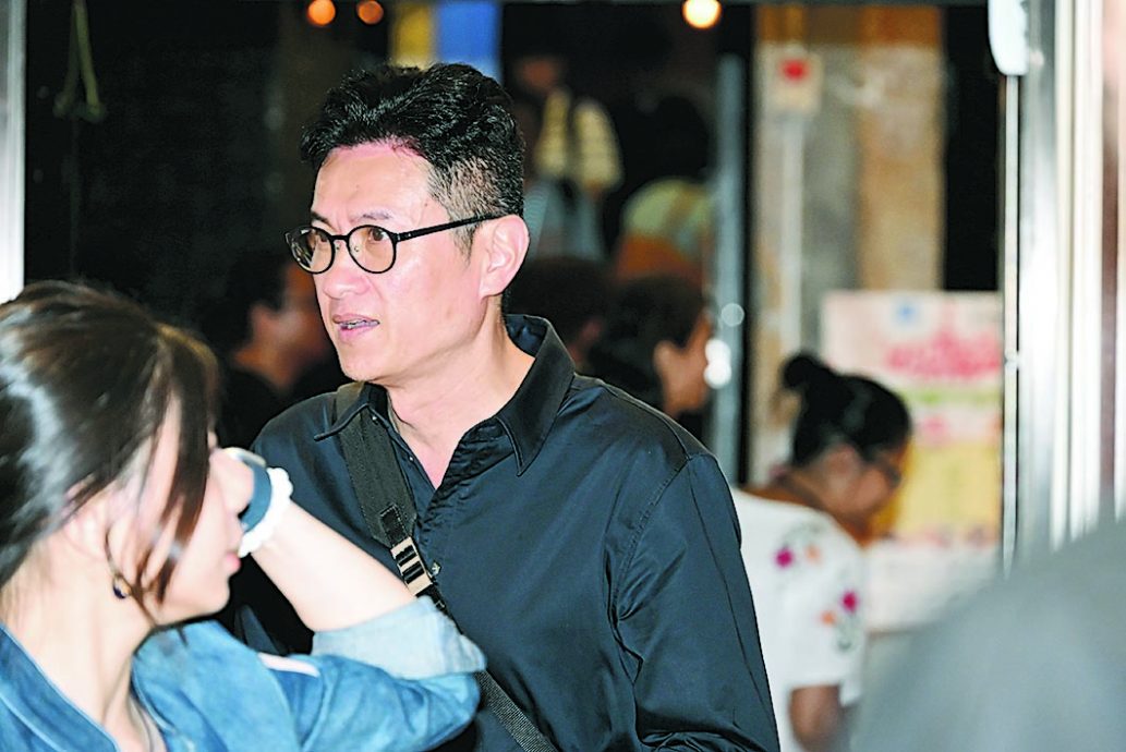 吴忻熹惊爆离婚 抗癌之路无人陪伴