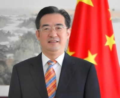 吴添泉热烈欢迎中国驻亚庇总领事朱兴龙抵沙履新