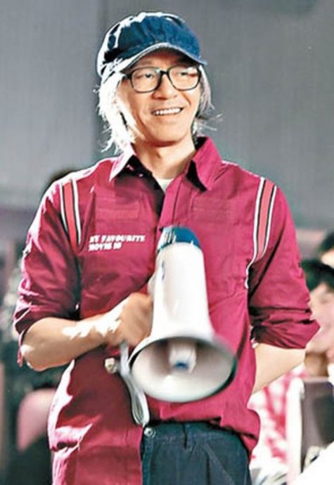 周星驰亲自招待粉丝探班 疑似曝光《女足》厂景