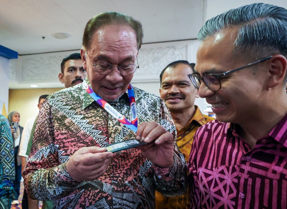 国家记者日焦点 安华亲自更新媒体证