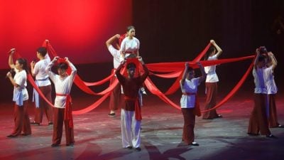 培风校庆文娱晚会 演出者感动 校友震撼