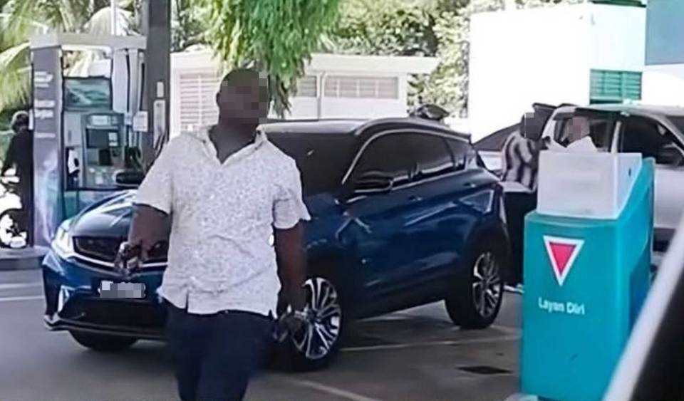 外籍男油站抢钱? 警方促涉事者报案