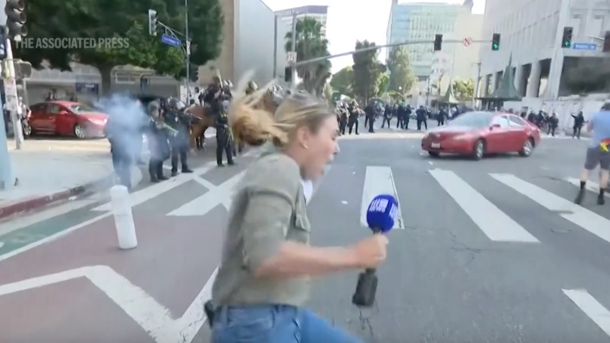 多名报道洛杉矶示威记者受伤　执法部门受质疑蓄意针对　