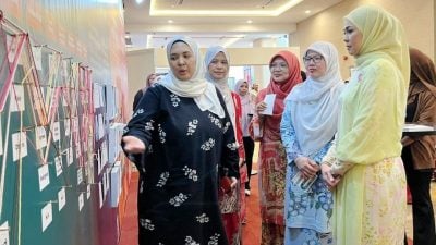 雪政府首办妇女大会   拟推动女性投身职场