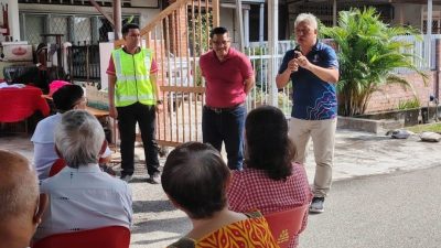 50年首次换新水管  居民终于喝到干净水  
