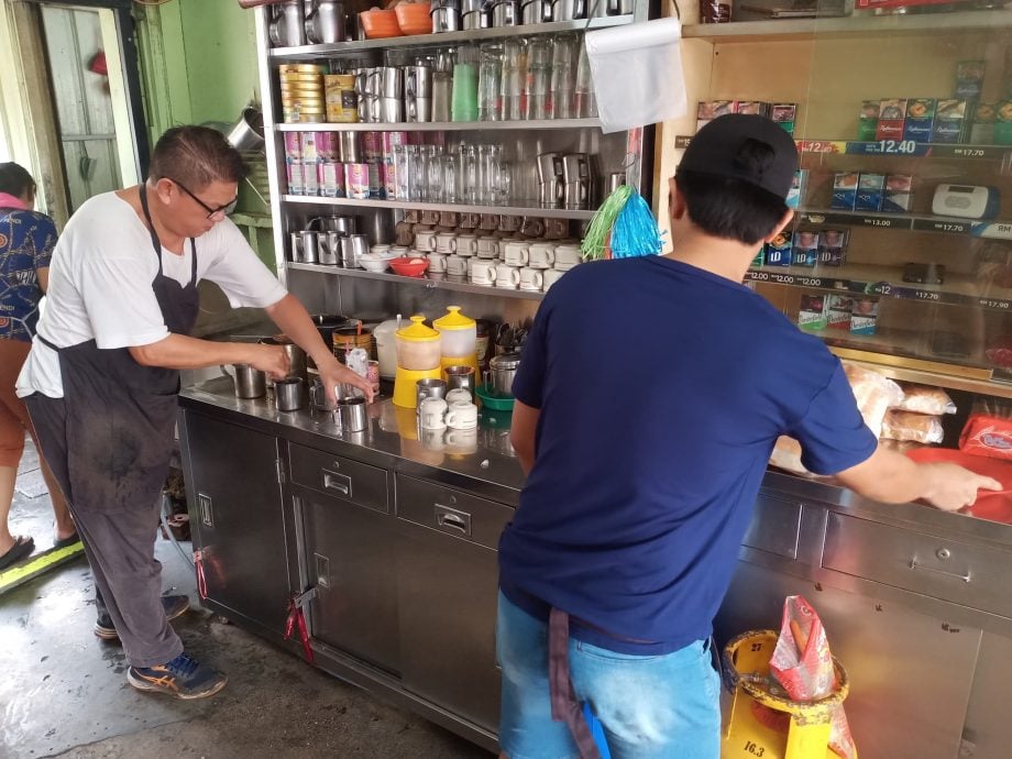 大都会/MBDK食肆禁聘外劳怨声载道,洪建华:研究是否延宽限期