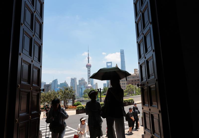 天下事  中各省现极端高温 上海气温或近40度  