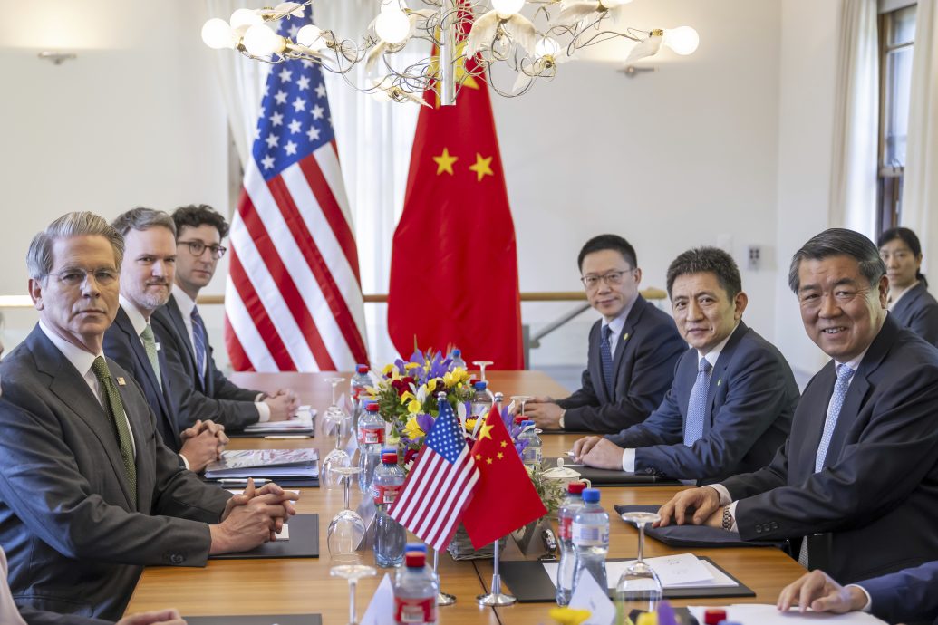 天下事)何立峰赴英与美贸谈 美商务部长加入 科技限制与稀土料是焦点