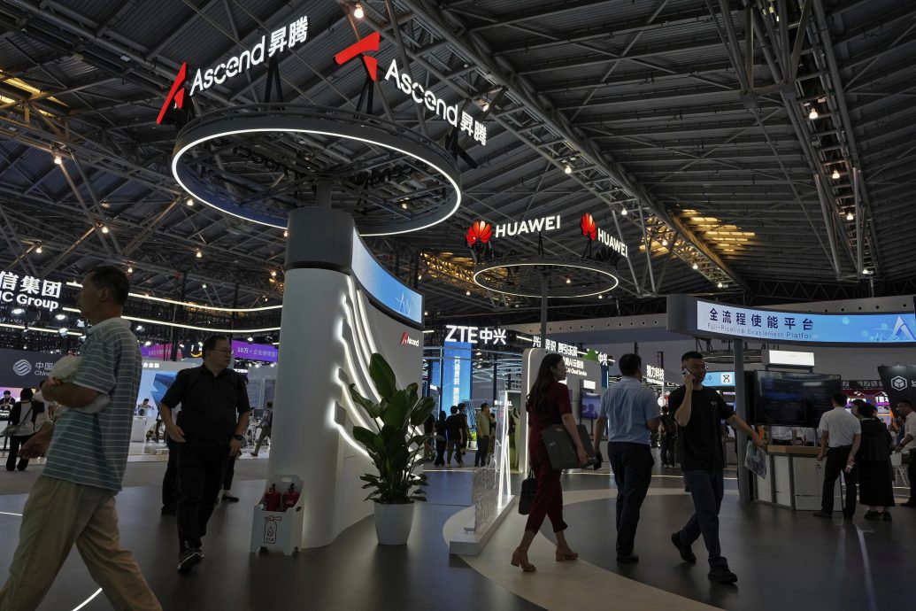 天下事)何立峰赴英与美贸谈 美商务部长加入 科技限制与稀土料是焦点