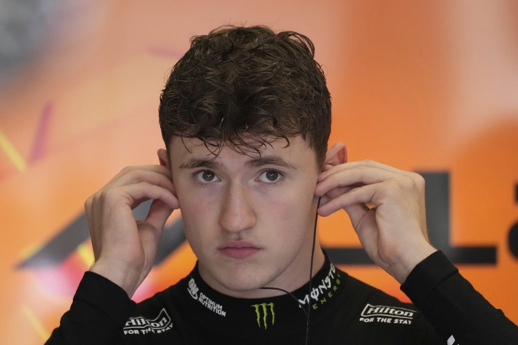 奥地利站F1世界大赛车| 迈凯轮包办首日练习前二 诺里斯次练亮相即飙最快