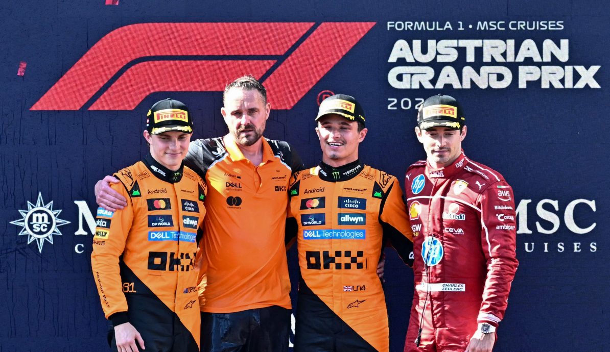 奥地利站F1|维斯塔潘主场首圈退赛  诺里斯杆位起步夺冠