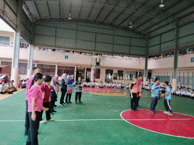 学海学记|崇华华中教师节精彩表演 致感恩之情