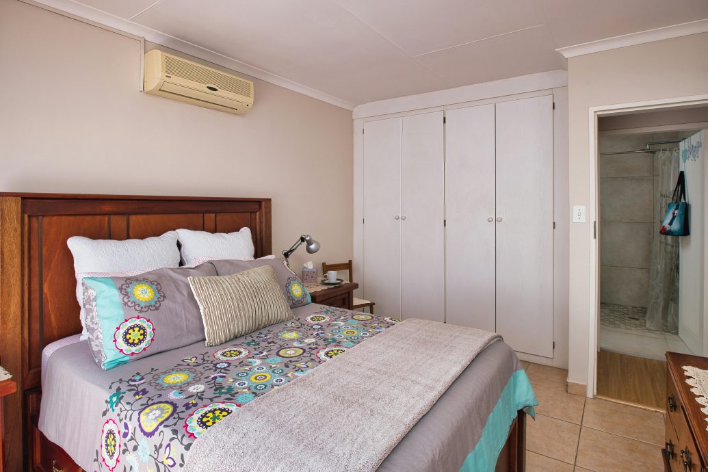 家婆来过夜夫让出主人房 妻拒绝会被斥不尊重长辈