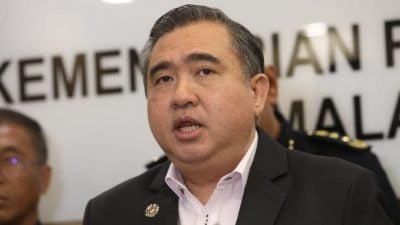 对付拖欠罚单者   陆兆福：下个目标是轿车司机
