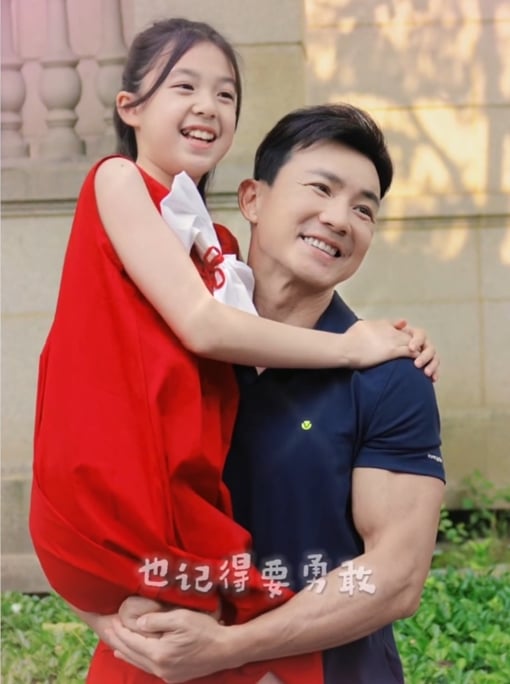 小泡芙暴风成长 刘畊宏：变成中泡芙了