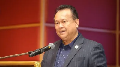 他国测量师待遇与职业前景更佳  亚历山大：我国人才竞争已处劣势