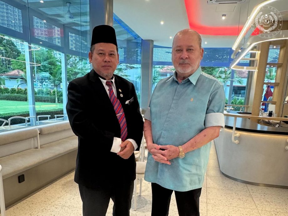 已签发 全国：国家元首接见柔水利灌溉局局长  了解应对水灾措施