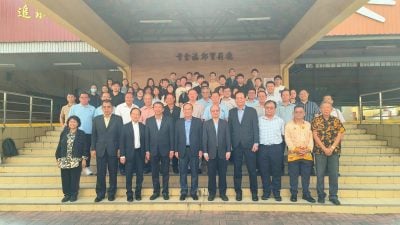柔教专文凭课程开课礼 | 陈大锦：柔独中1220教师  776人具教专资格