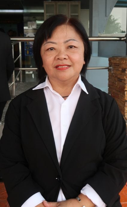 已签发 柔︰昔16新村村长宣誓:非村民陈永业创记录,任登雅新村村长