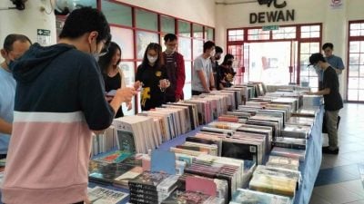 南方大学学院 23至25日办校园书展