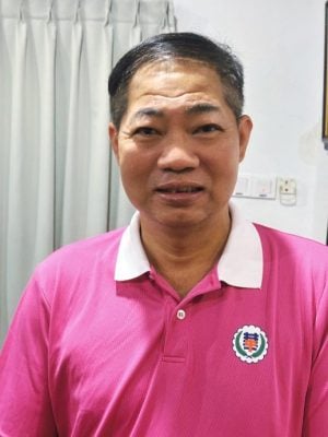 已签发 柔:本报活动:“星洲情义嘉年华”华中义卖会 柔南安会馆妇女组提供家乡美食