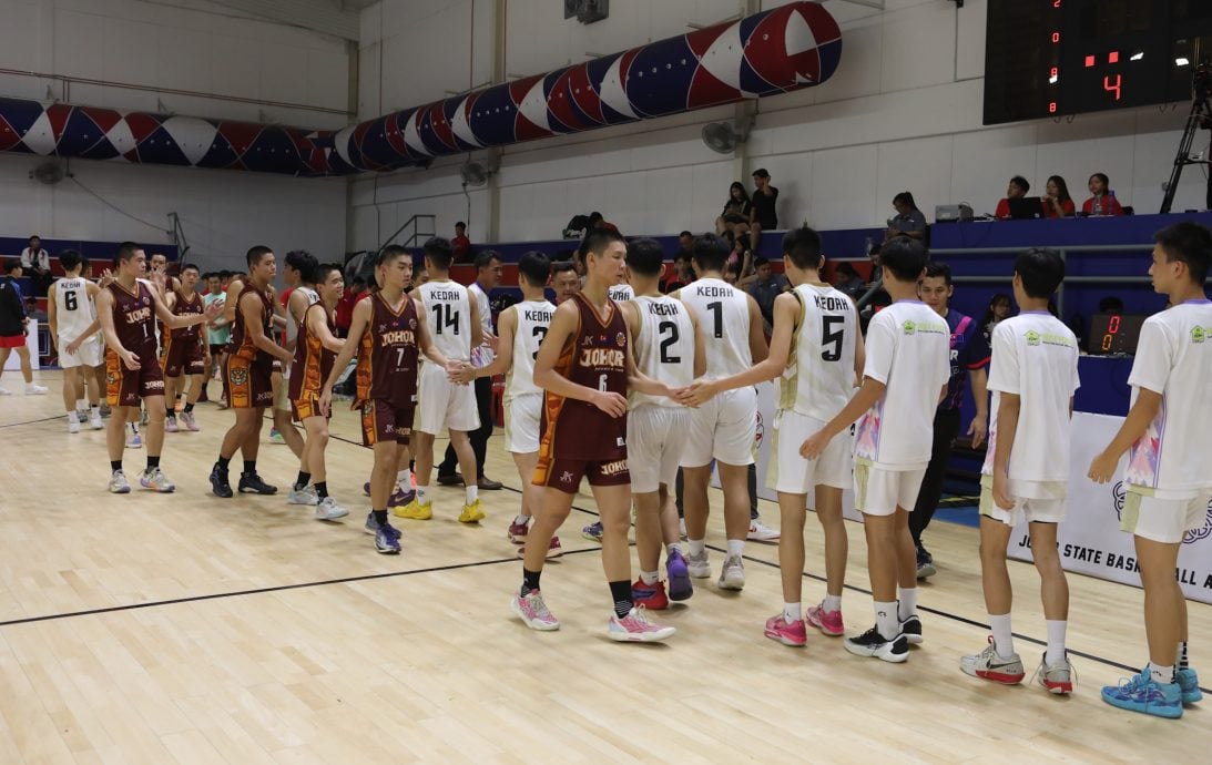 已签发 柔:U17全国篮赛 | 柔男篮全员剃Botak 原来藏着“入队规矩”