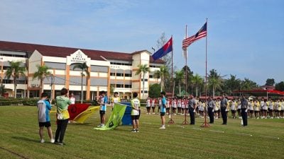 利丰港培华独中运动会 蓝队成全场总冠军