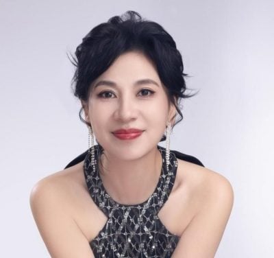 接新剧解戏瘾  何永芳从侠女变贵妇