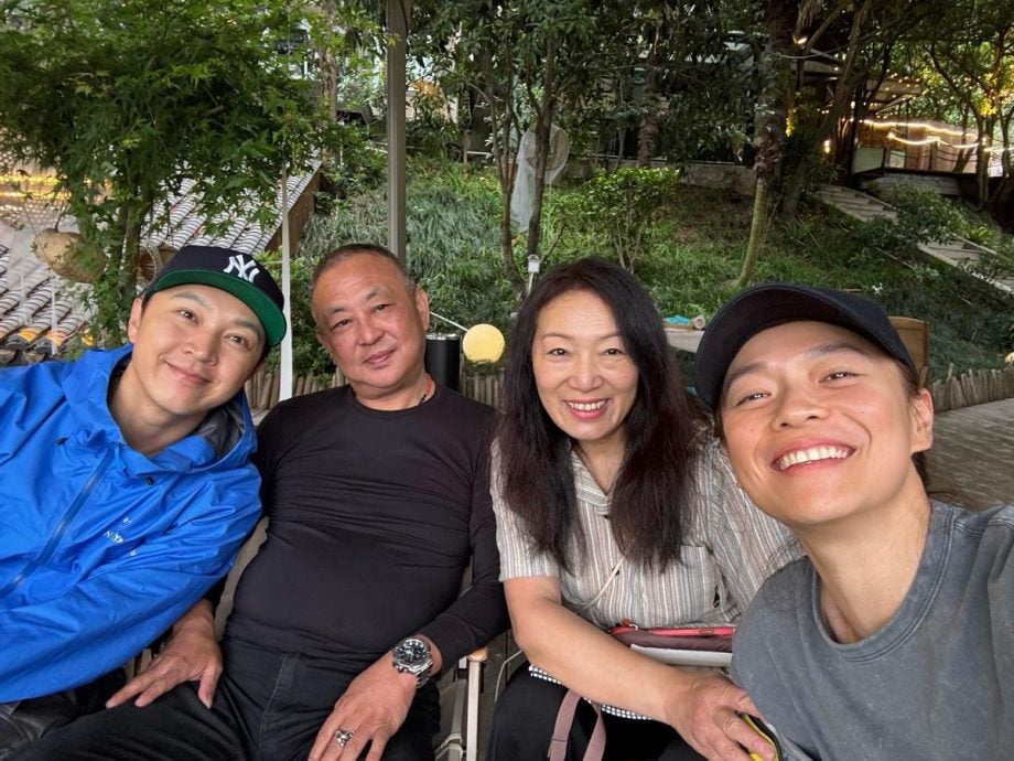 *已签发*柔:狮城二三事:徐鸣杰回上海骗两老给惊喜 陈凤玲竟是幕后推手