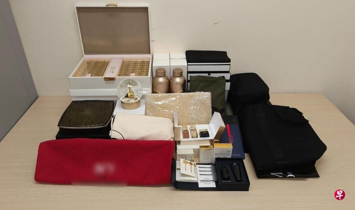 *已签发*柔:狮城二三事:涉网上销售仿冒品 46岁男子被捕