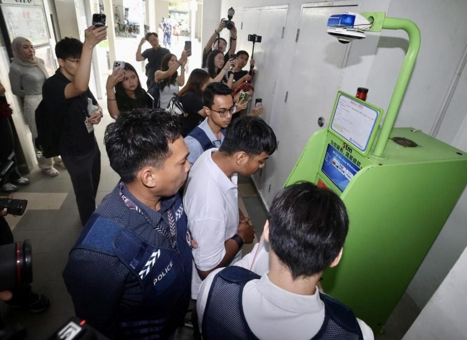*已签发*柔:狮城二三事:滥用提款机PayNow功能 2跑腿押回现场重组案情