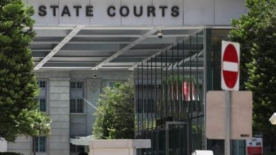 非法助外籍人士申请准证 狮城男监14个月