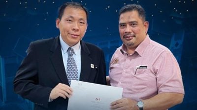 2校长退休 笨珍县华小迎一波正副校长调动
