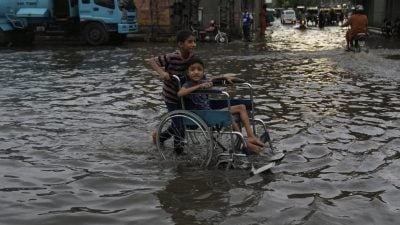 巴基斯坦暴雨洪水为患 数天内45人死亡
