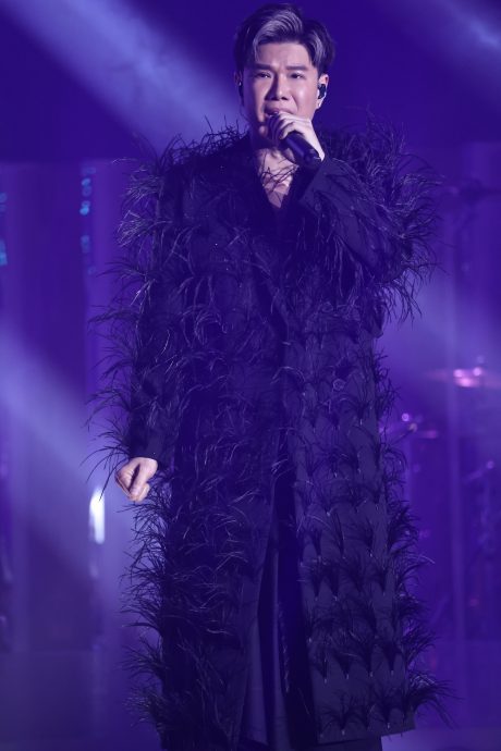 张与辰原定弃音乐事业返马从商 因一则短讯迎新契机