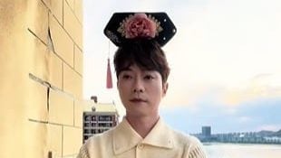视频｜张栋樑“嬷嬷上身”跳《大展鸿图》 歌迷惊讶喊：不习惯