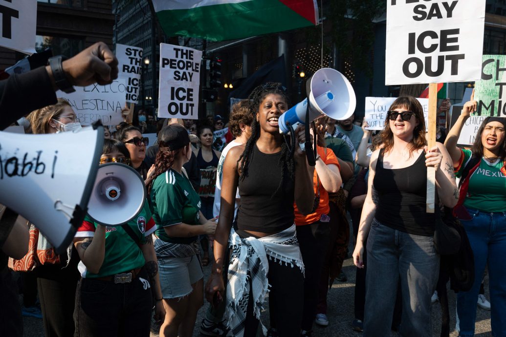 得州州长:将部署国民警卫队“维持秩序”