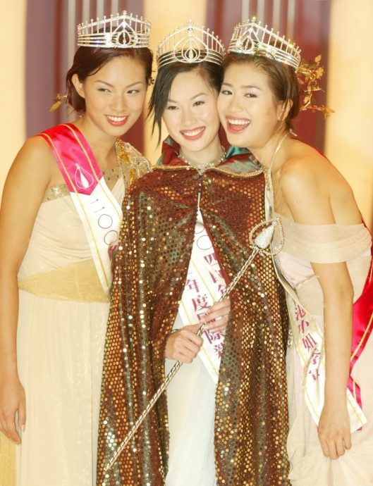 息影多年被列为“失踪人口” 徐子珊现身巴黎美术馆