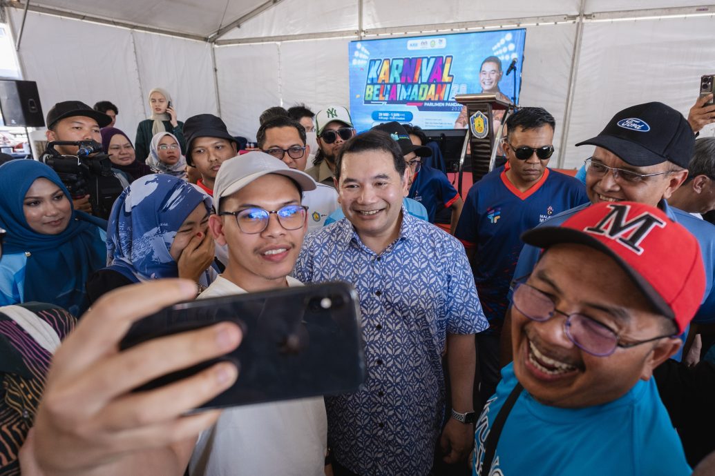 拉菲兹评公正党接纳赛夫鲁 “将为团结政府带来不确定性”