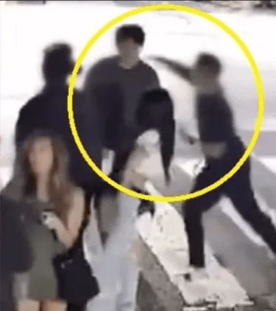 拳殴Jessi粉丝 Koala噤声10个月终道歉