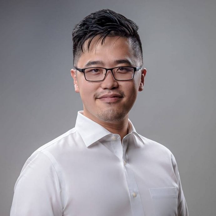 揶揄魏家祥分不清LNG和LPG  李存孝：抛书包抛太高