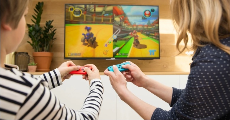 擅借游戏机引夫妻冷战 男子心碎:你考虑过我的感受吗?