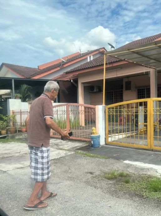 放下防备心载行动不便老伯 女子:他一直道谢 我开心好几天