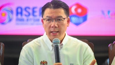 政府首席秘书表扬减少官僚主义繁文缛节  房地部誓继续深化改革开放