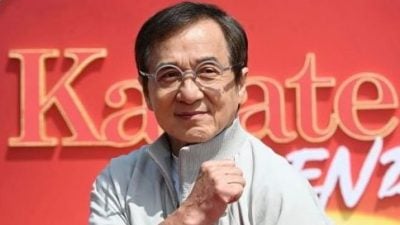 新戏港映2天票房不足4万  成龙连扑网叹时代终结
