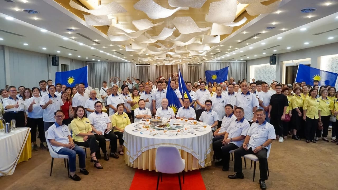 早报头(大都会)马华巴生区会代表大会