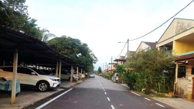 焦点社区：晏斗亿嘉镇 | 逾20户接芙市厅通知函  违建车棚 限2周拆